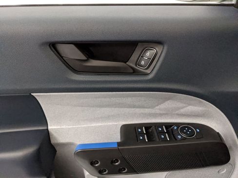 New 2025 Ford Maverick XLT w/ Equipment Group 302A image 21