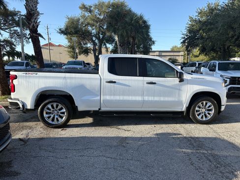 Used 2021 Chevrolet Silverado 1500 Custom AWD/4WD image 8