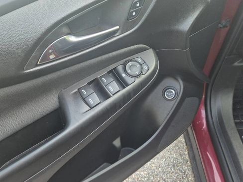 Used 2025 Buick Envista Preferred w/ Convenience I Package FWD image 11