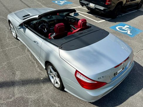 Used 2013 Mercedes-Benz SL 550 w/ Premium Pkg image 30
