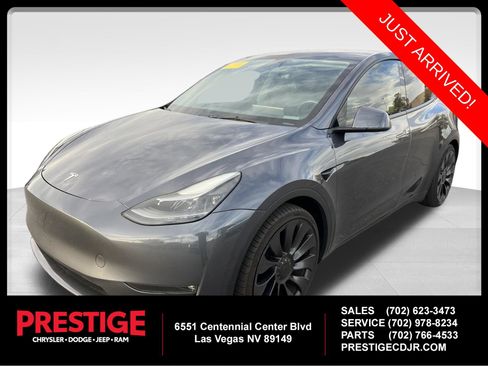 Used 2023 Tesla Model Y Performance AWD/4WD image 1