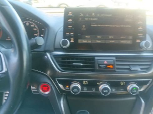 Used 2019 Honda Accord Sport image 11
