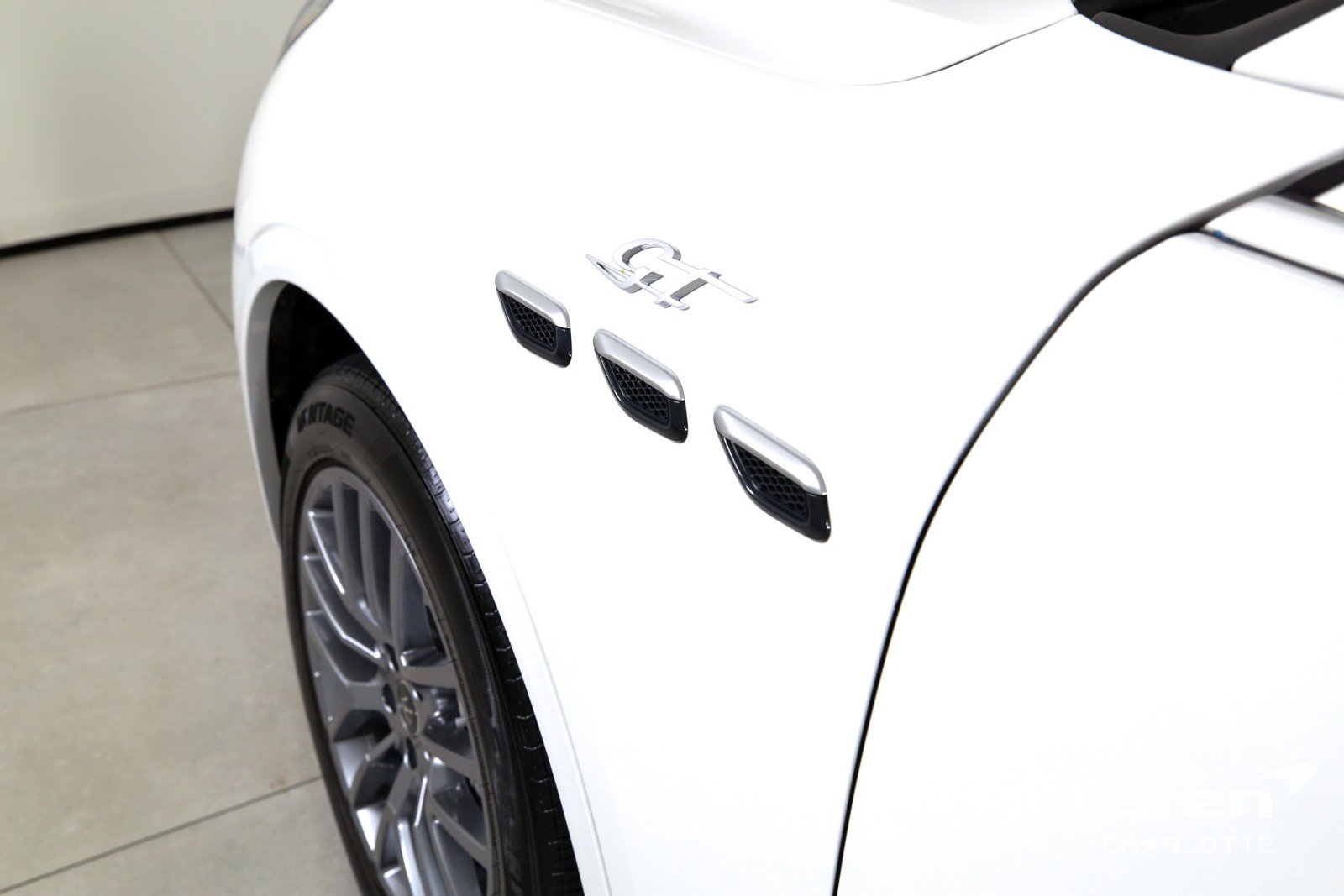 Used 2024 Maserati Grecale GT AWD/4WD image 37