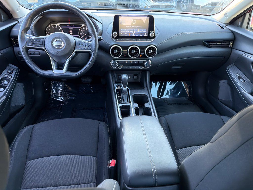 Used 2024 Nissan Sentra SV FWD image 15