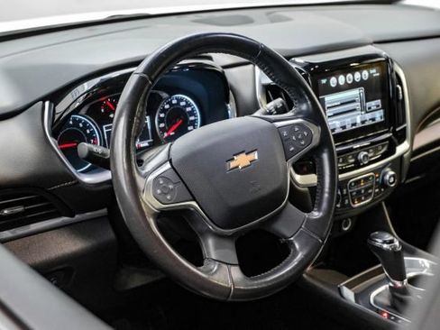 Used 2019 Chevrolet Traverse RS w/ LPO, Floor Liner Package FWD image 17