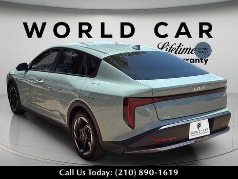 Used 2025 Kia K4 EX FWD image 9