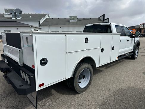 Used 2024 Ford F550 XLT w/ XLT Value Package image 7