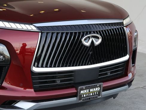 Certified 2025 INFINITI QX80 Sensory image 12