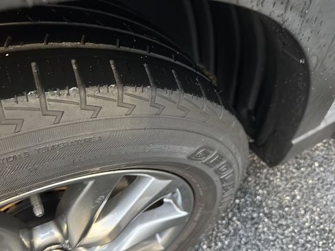 Used 2023 MAZDA CX-9 Touring image 38