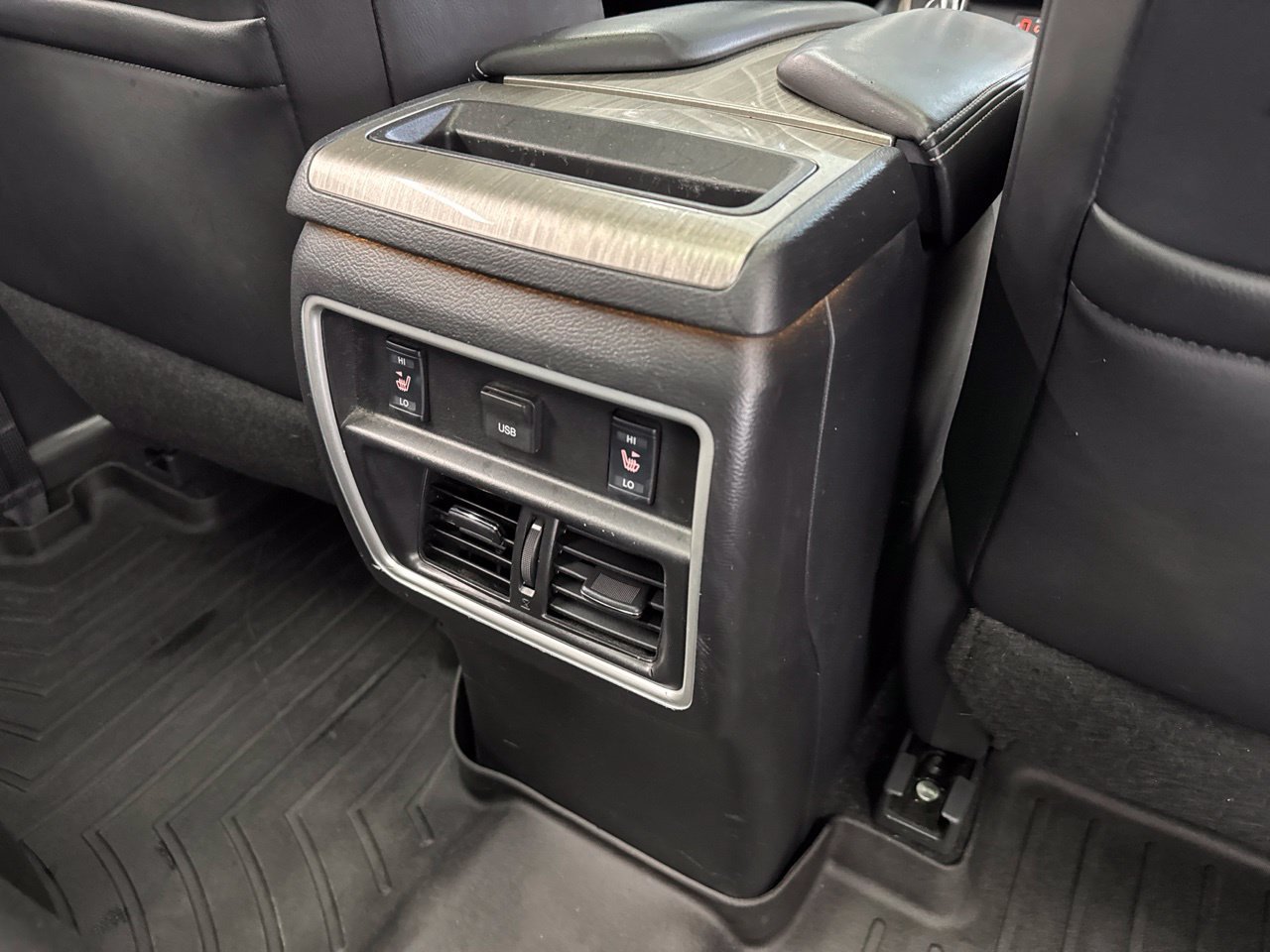 Used 2018 Nissan Murano Platinum w/ Cargo Package FWD image 45