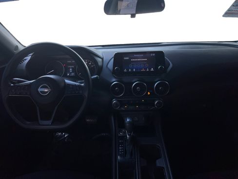 Used 2024 Nissan Sentra S image 10