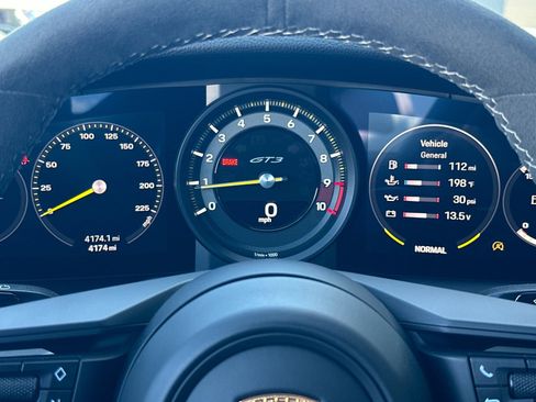 Used 2022 Porsche 911 GT3 RWD image 20