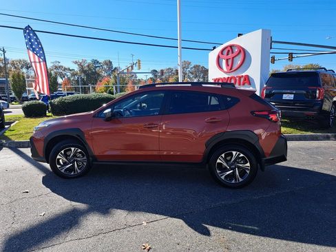 Used 2024 Subaru Crosstrek 2.0i Premium w/ Popular Package #4 image 12