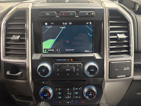 Used 2018 Ford F150 Lariat w/ Equipment Group 502A Luxury RWD image 30