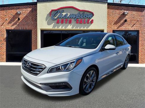 Used 2017 Hyundai Sonata Limited 2.0T image 4