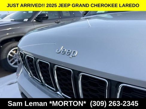 New 2025 Jeep Grand Cherokee L Laredo w/ Luxury Tech Group I image 2