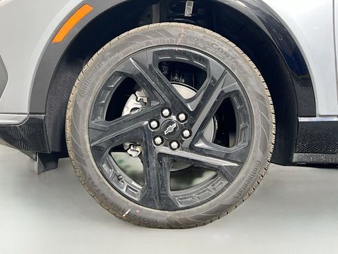 New 2026 Chevrolet Equinox EV RS image 32