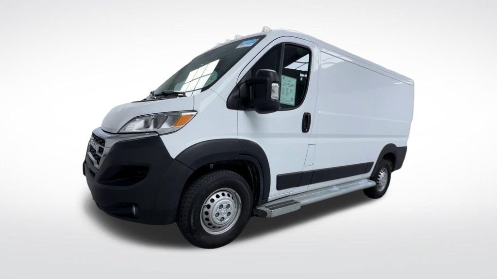 Used 2025 RAM ProMaster 2500 w/ U-Haul Equipment Group FWD image 4
