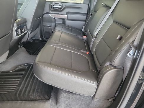 Used 2022 Chevrolet Silverado 2500 LTZ w/ LTZ Plus Package AWD/4WD image 17