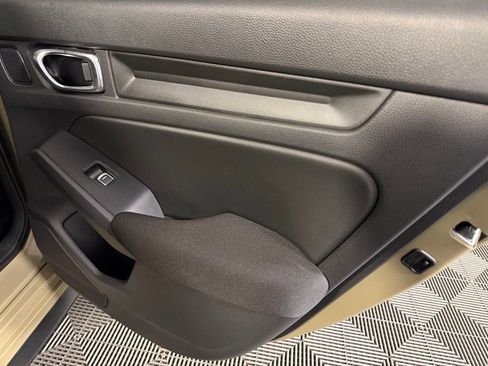 Used 2025 Honda Civic Sport image 27