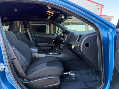 Used 2022 Dodge Charger R/T w/ Blacktop Package image 21