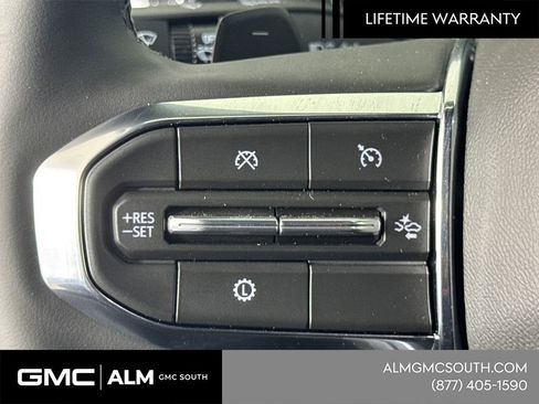 New 2026 GMC Yukon Elevation image 28