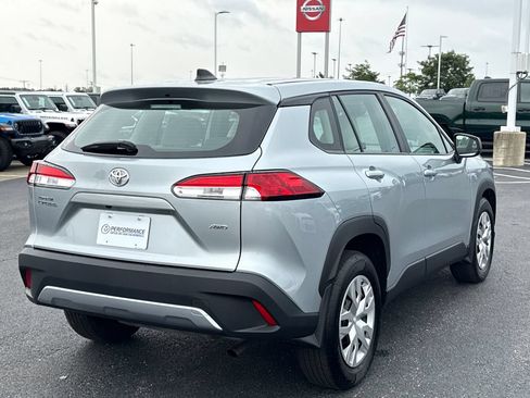 Used 2023 Toyota Corolla Cross L AWD/4WD image 3