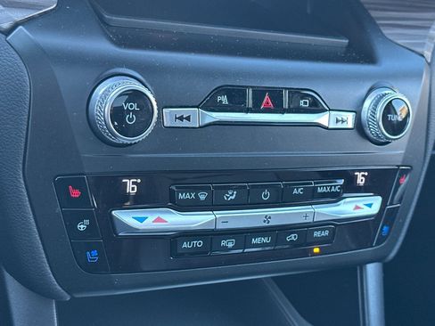 Used 2020 Ford Explorer Limited w/ Class III Trailer Tow Package image 25