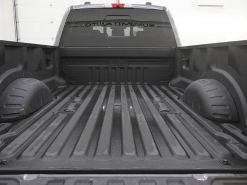 Used 2023 Ford F350 Lariat image 28