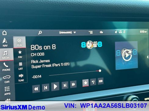 Used 2025 Porsche Macan image 32