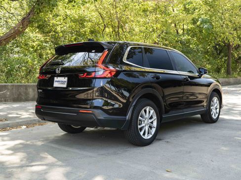 Used 2026 Honda CR-V EX image 9