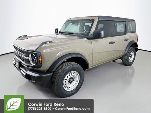 New 2025 Ford Bronco 4-Door image 3