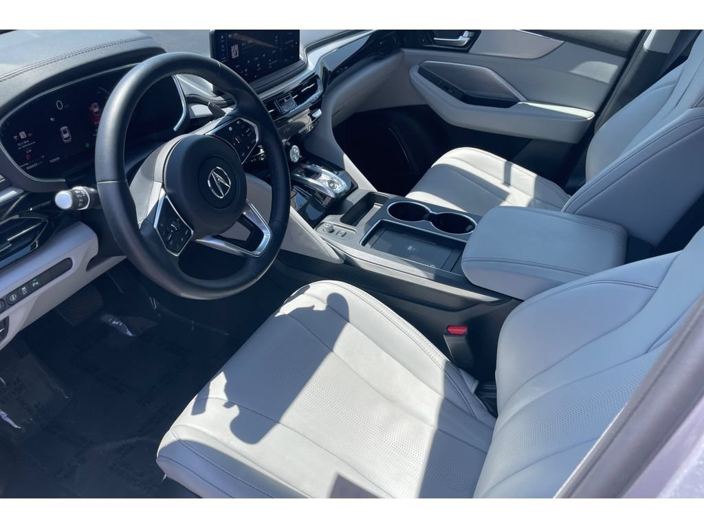 Certified 2026 Acura MDX w/ Technology Package AWD/4WD image 9