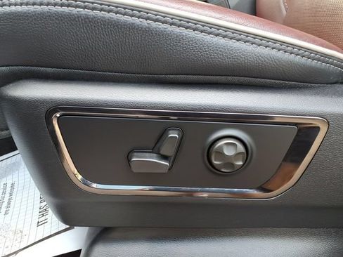 Certified 2025 RAM 1500 Limited AWD/4WD image 19