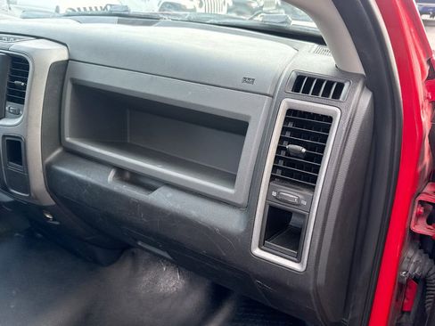 Used 2017 RAM 1500 Tradesman RWD image 29