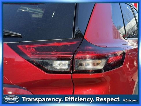 Certified 2021 Nissan Rogue SL image 12