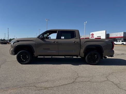 New 2026 Toyota Tundra Limited AWD/4WD image 3