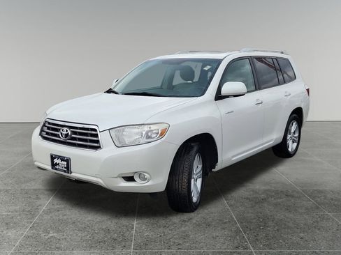 Used 2010 Toyota Highlander Limited image 3
