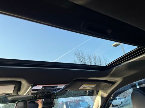 Used 2020 Toyota Tacoma TRD Off-Road w/ TRD Premium Off Road Package image 10