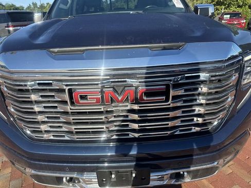 Used 2022 GMC Sierra 1500 Denali w/ Technology Package AWD/4WD image 22