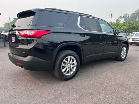 Used 2021 Chevrolet Traverse LT AWD/4WD image 8
