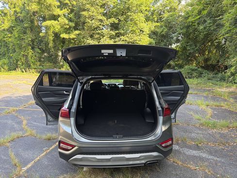 Used 2019 Hyundai Santa Fe SE FWD image 34