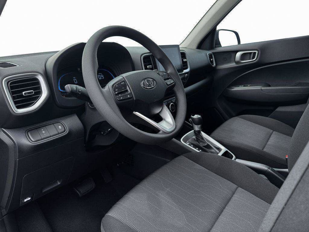 New 2026 Hyundai Venue SE FWD image 14