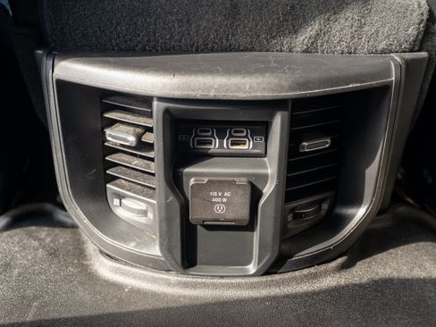 Used 2022 RAM 2500 Laramie AWD/4WD image 10