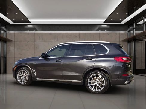 Used 2019 BMW X5 xDrive40i w/ Premium Package 2 AWD/4WD image 3