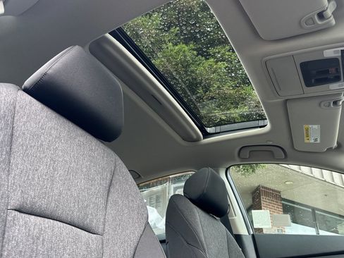 Used 2024 Honda Accord EX image 13