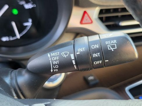 Used 2021 Toyota Sienna XLE image 39