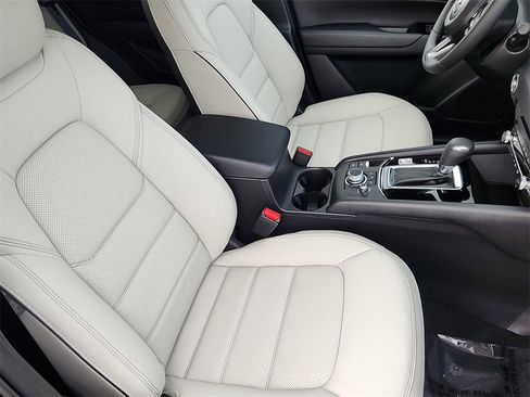 New 2025 MAZDA CX-5 AWD 2.5 S w/ Preferred Package image 17