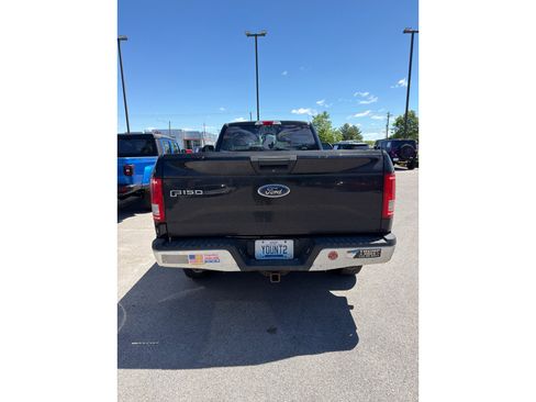 Used 2017 Ford F150 XL w/ Equipment Group 101A Mid AWD/4WD image 4