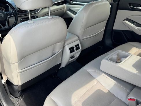 Used 2019 Nissan Altima 2.5 Platinum AWD/4WD image 19